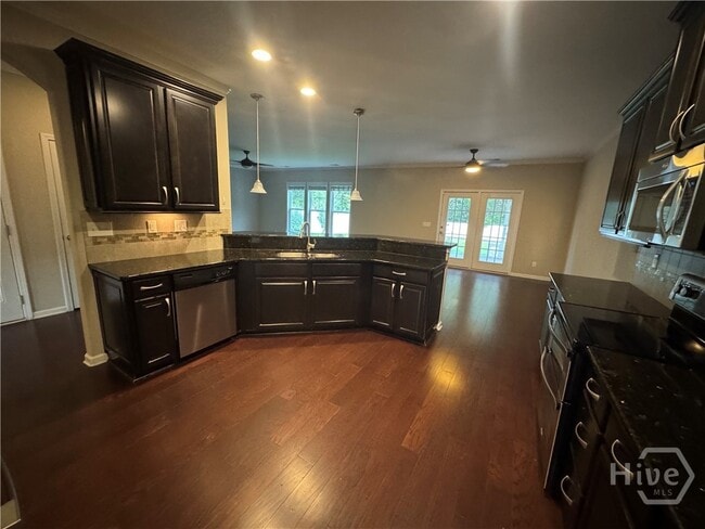 Photo - 139 Tahoe Dr