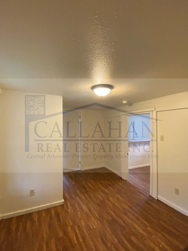 Photo - 700 W 33rd St Unit A