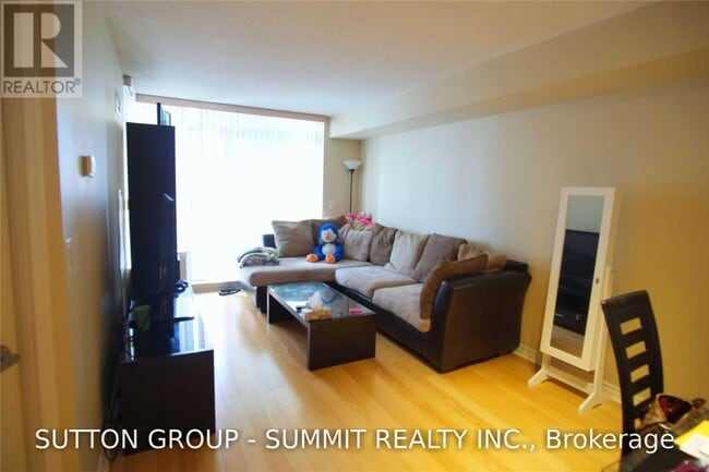 Photo - 17 Barberry Pl Unit 1011