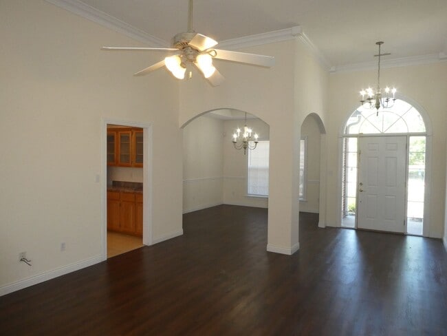 Photo - 4 Bedroom 3 Bath Home