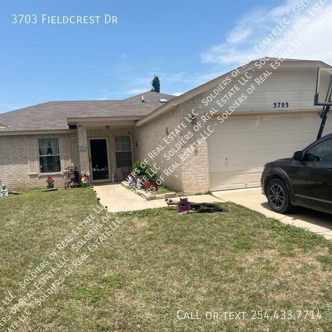 Building Photo - 3703 Fieldcrest Dr Rental