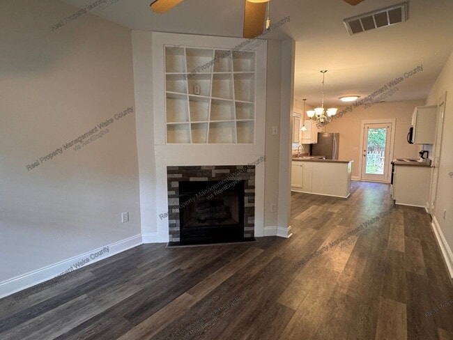 10908 Connally Ln