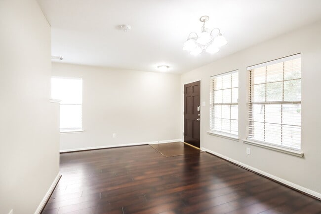 Photo - 8119 Stagewood Dr