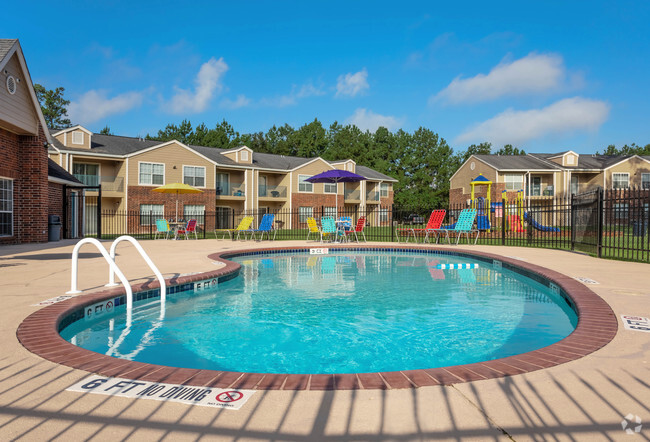 Pine Hollow Apartments - Pine Hollow Apartments