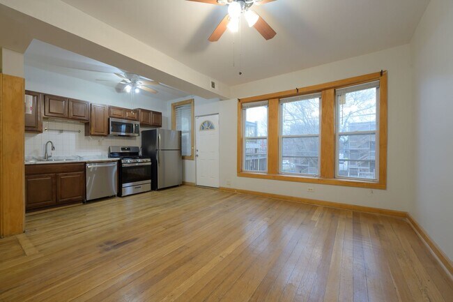 Photo - 664-666 E 50th Pl Unit 666-2