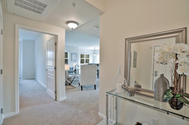 Photo - 453 E Okeefe St Unit 201