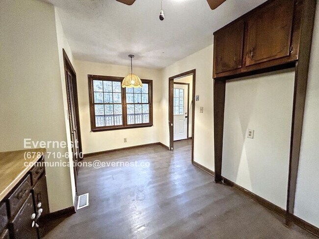 Photo - 316 Scarlett Ln