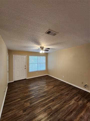 Photo - 400 Blackwood St