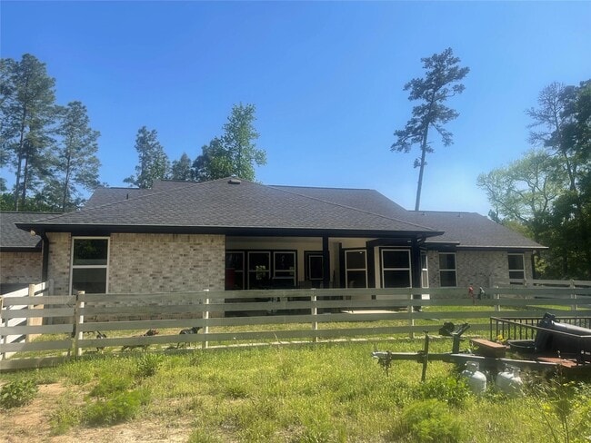 Building Photo - 131 Feldspar Ln