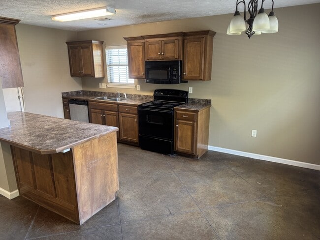 Photo - 2830 Longbow Ln