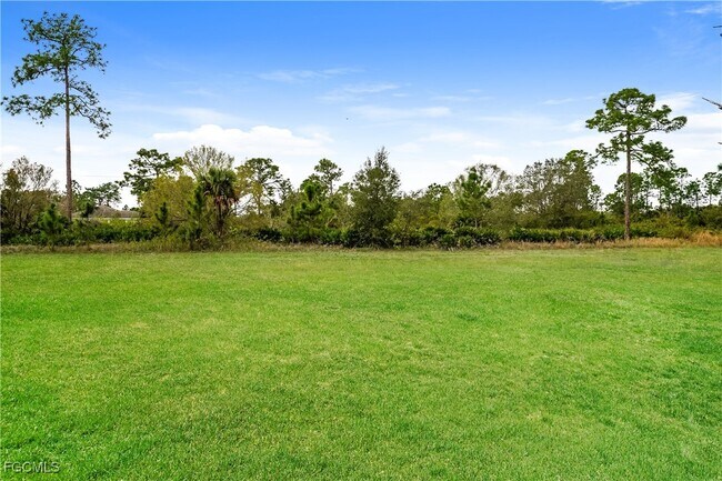 Photo - 427 Vanetta Dr