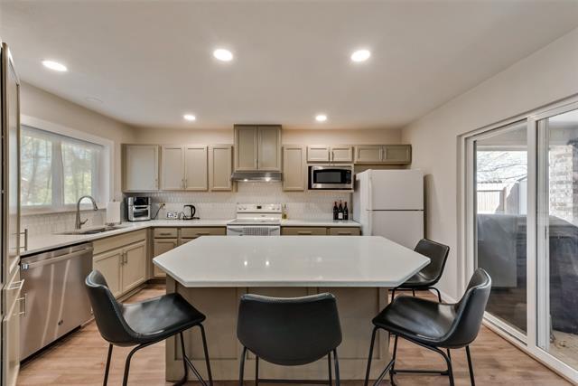 Photo - 712 Wedgegate Dr