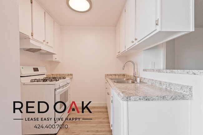 Photo - 8309 Cedros Ave Unit 110