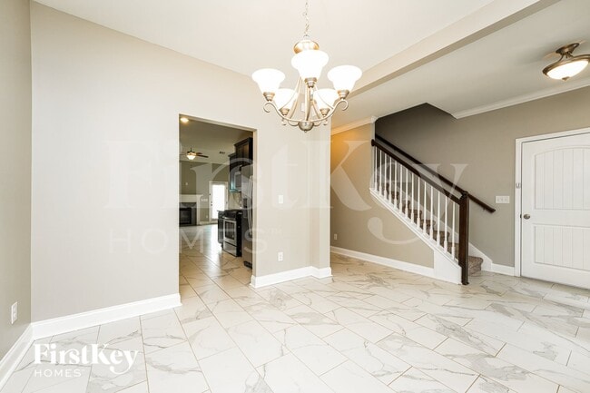 Photo - 100 Orchard Ln