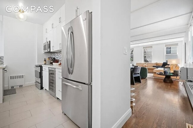 Photo - 66 Jane St Unit 2