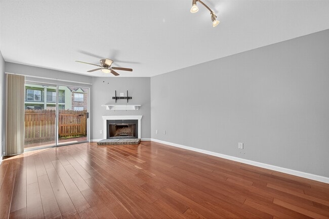 Photo - 18800 Egret Bay Blvd Unidad 1207