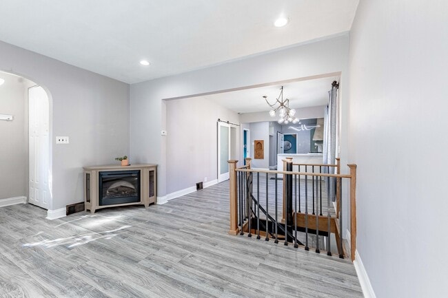 Photo - 3838 W 64th St