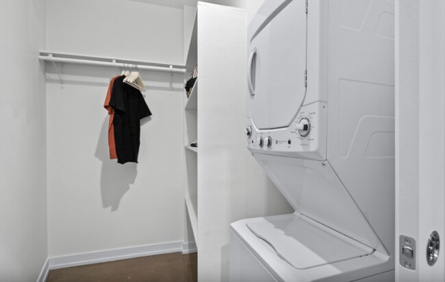 Photo - 1130 W Lawrence Ave Unit 710