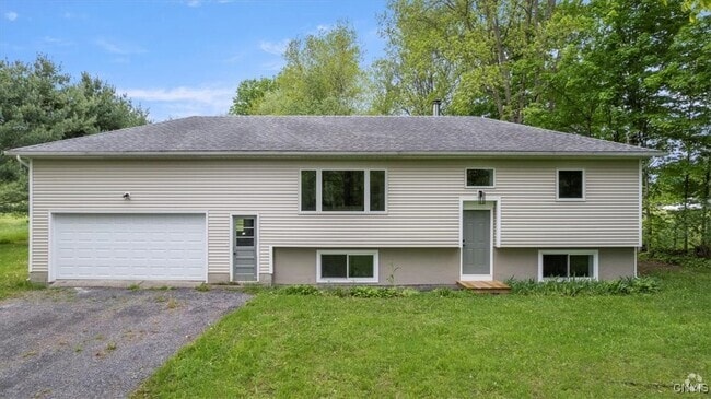 Building Photo - 7377 Merriman Rd Rental