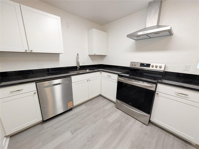 Photo - 4225 NE 16th Terrace