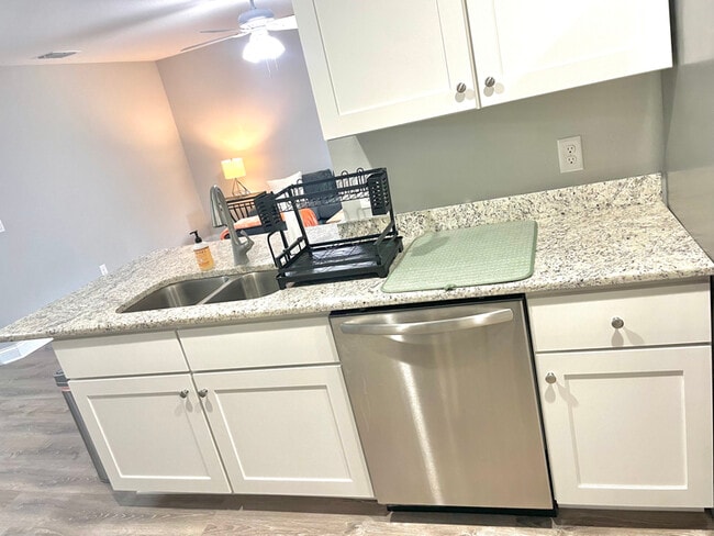 Photo - 1124 N Stella Ave