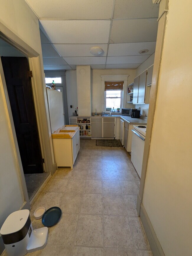 Photo - 2430 Indianola Ave Unit 2430 Indianola Avenue