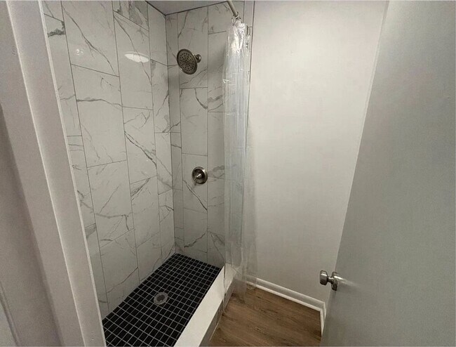 Photo - 2812 Wayland Dr Unit C