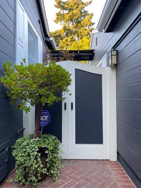 Photo - 1353 Oakhurst Ave Apartment Unit ADU cottage