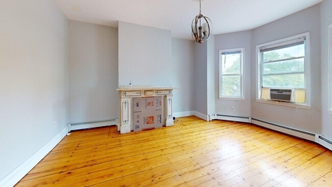 Building Photo - 171 Trenton St Unit 1