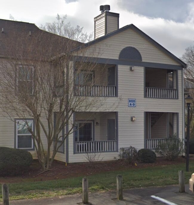 Building Photo - 8020 Tremaine Ct