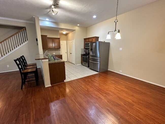 Photo - 5302 Canyon Hollow Dr