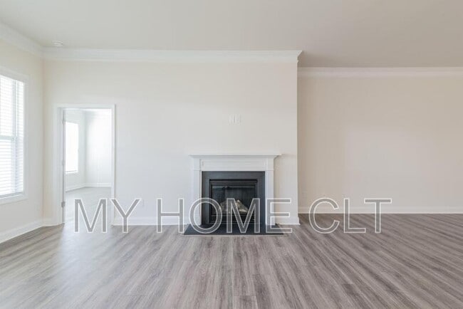 Photo - 4446 Streamside Rd