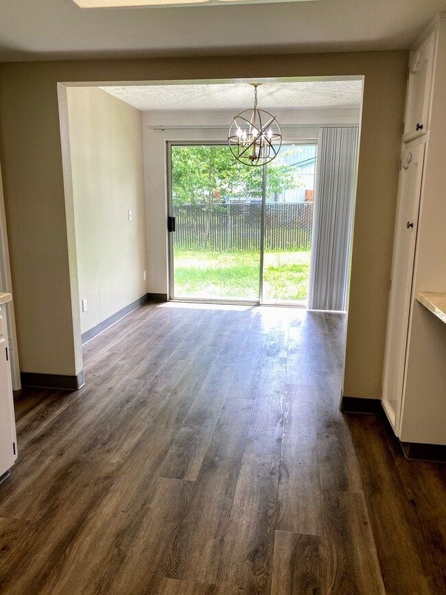 Photo - Spacious 4 Bedroom, 2 Bath Home with Large Yard -