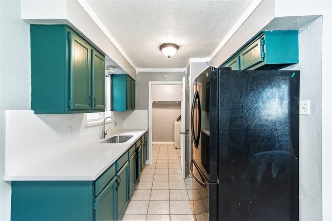 Photo - 12906 Southspring Dr