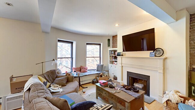 Photo - 36 Symphony Rd Unit 3A