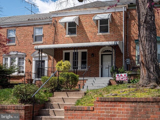 Building Photo - 4106 10th St NE Rental