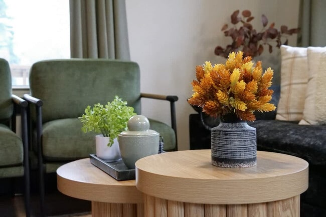 Photo - 303 E Washington St Unidad SI ID1496088P