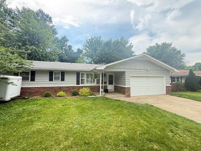Photo - 3 Bed 2 Bath Springfield, MO