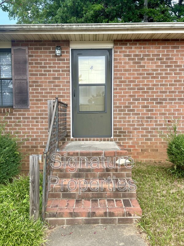 Photo - 702 Barrows Mill Rd Unidad Apt 8 APT #8