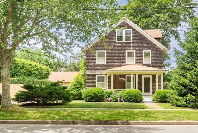 Building Photo - 7 Cooper Ln