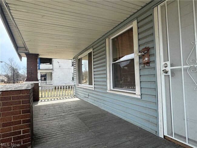 Photo - 1268 E 133rd St