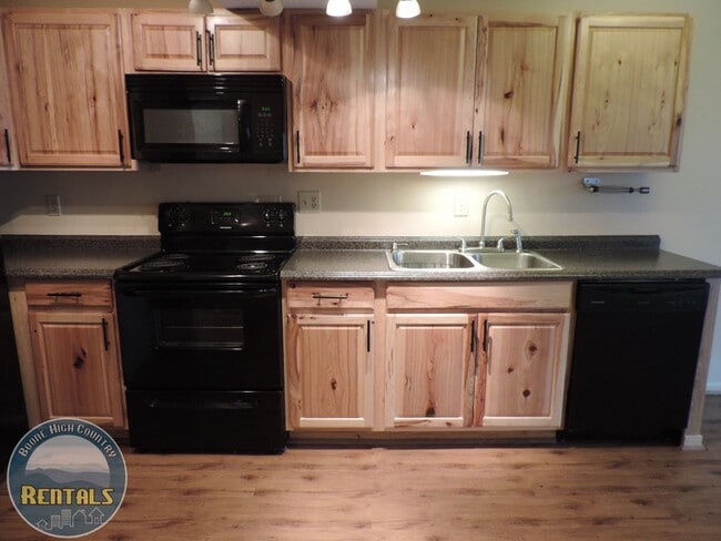 Photo - 2bd Condo With Great Location!