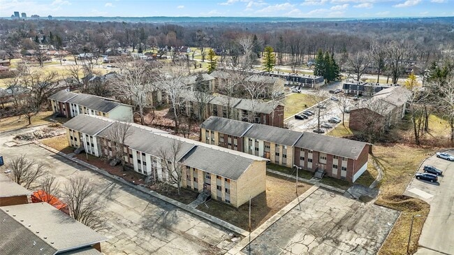 Building Photo - 3771 Cornell Dr Rental