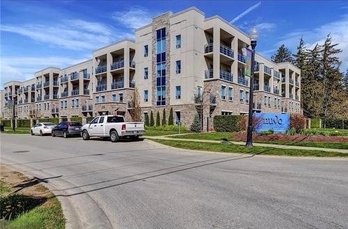 Building Photo - 320 Sugarcreek Trail Unit 202