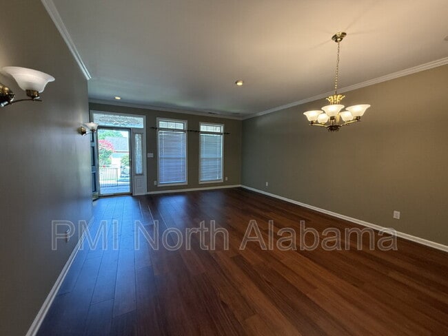 Photo - 134 Canterbury Dr