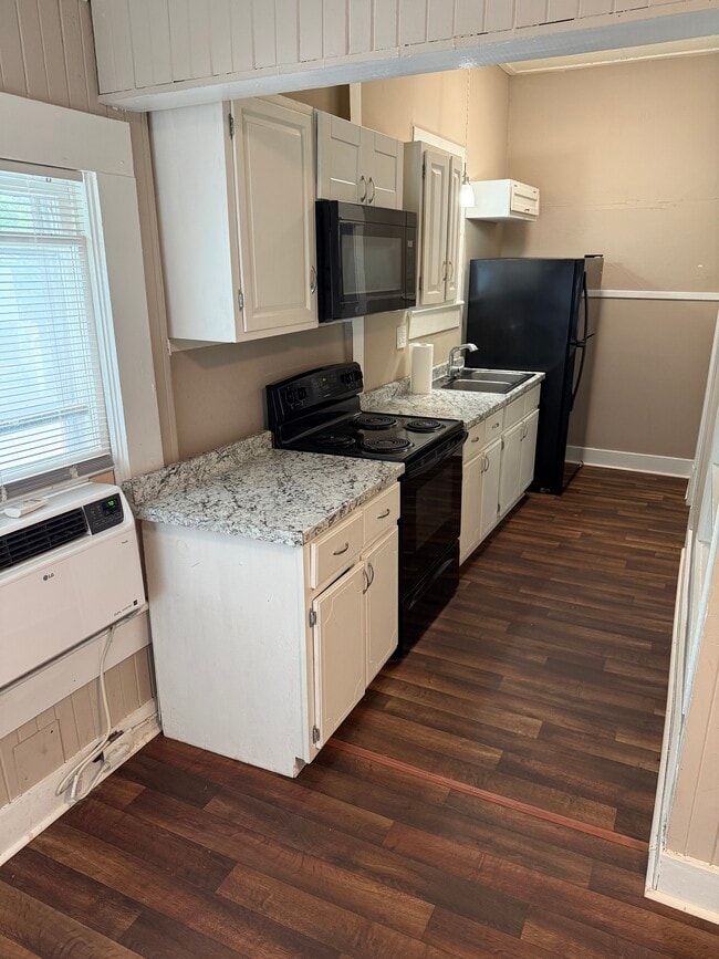 Photo - 123 Campbell St Unit 2