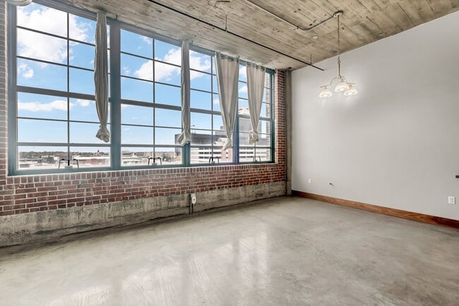 Photo - Beautiful 2-bedroom loft with garage parking, and community room with swimming pool!