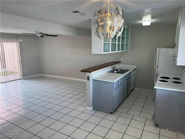 Photo - 2158 E Desert Inn Rd