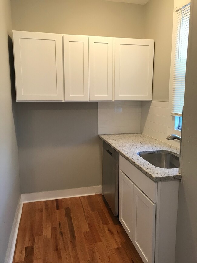 Photo - 159 Grafton St Unit 2nd Fl