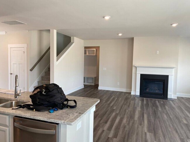 Photo - Brand New  home in Simpsonville !! 5 Bedroom and 4 baths in Highland Chase